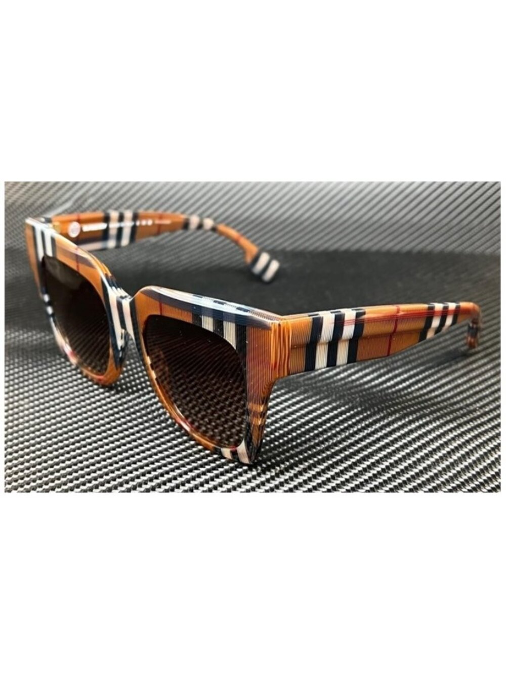 New Burberry Women Check Brown Sunglasses 49-21-145